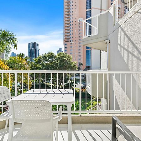 Markham Court Gold Coast Luaran gambar