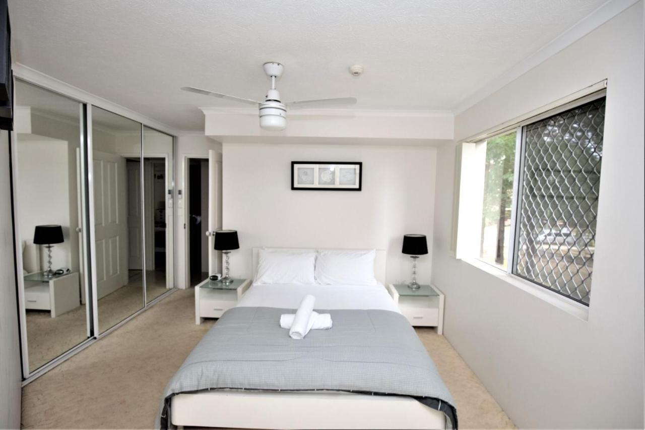 Markham Court Gold Coast Luaran gambar